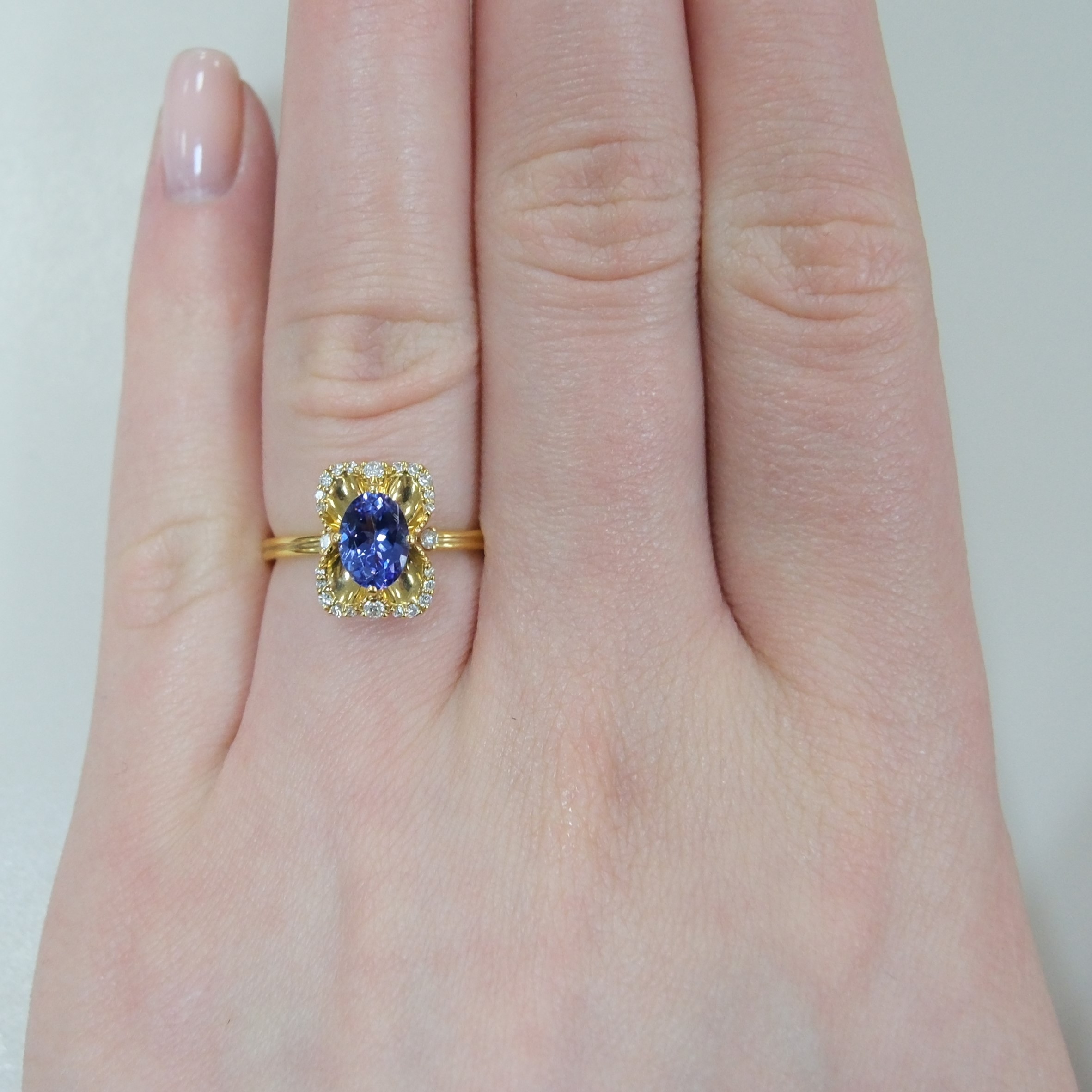 10312-000717 Кольцо (Au 750)